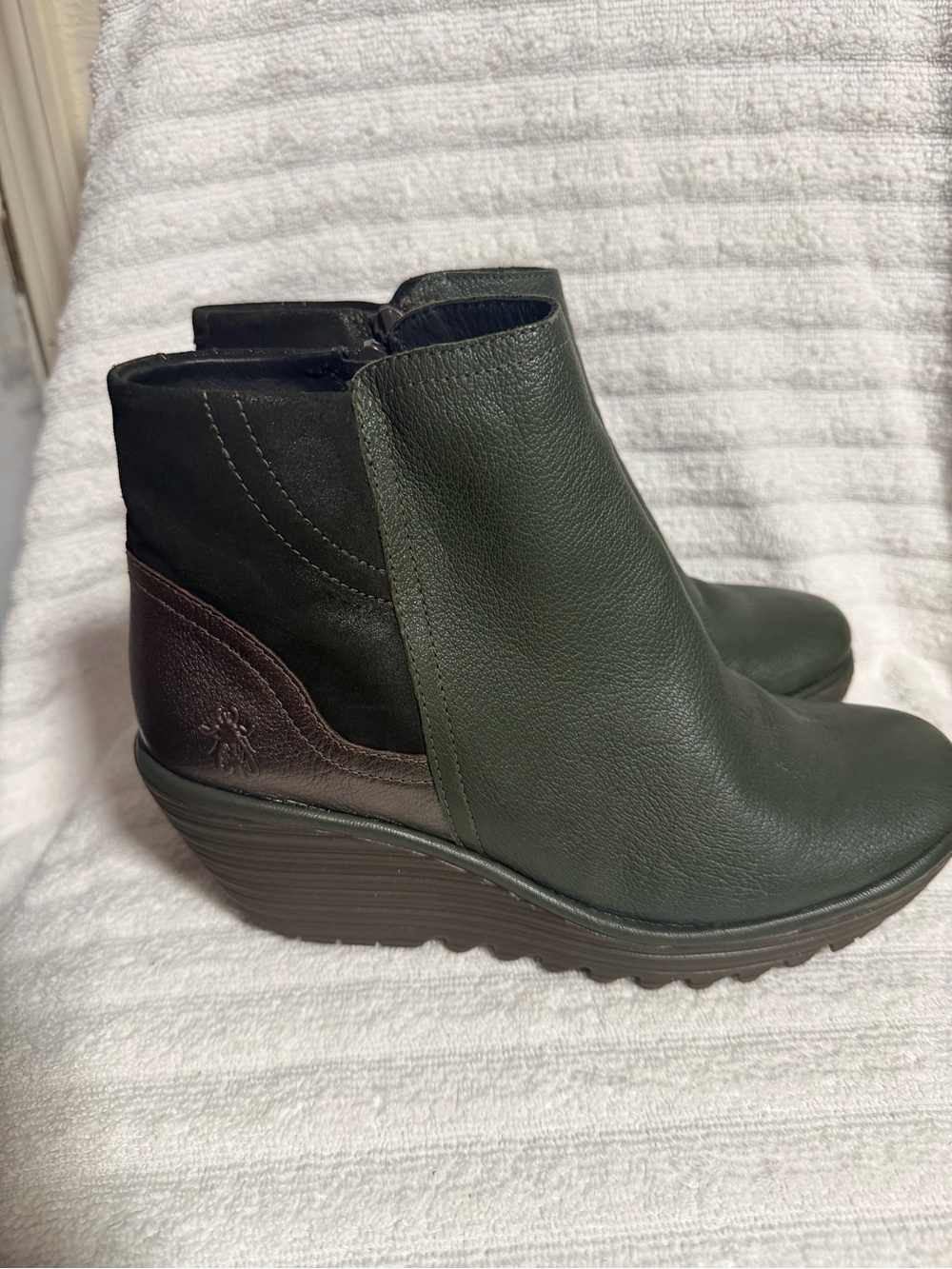 Fly London Women Leather Ankle Boots Olive Green Size 41 US 10 - Picture 3 of 8